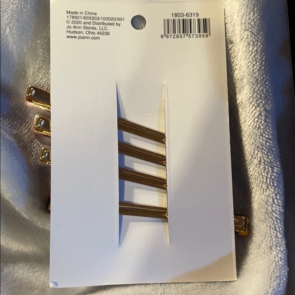 4 Barrettes w/ Words on them - 2 available - Picture 4 of 5